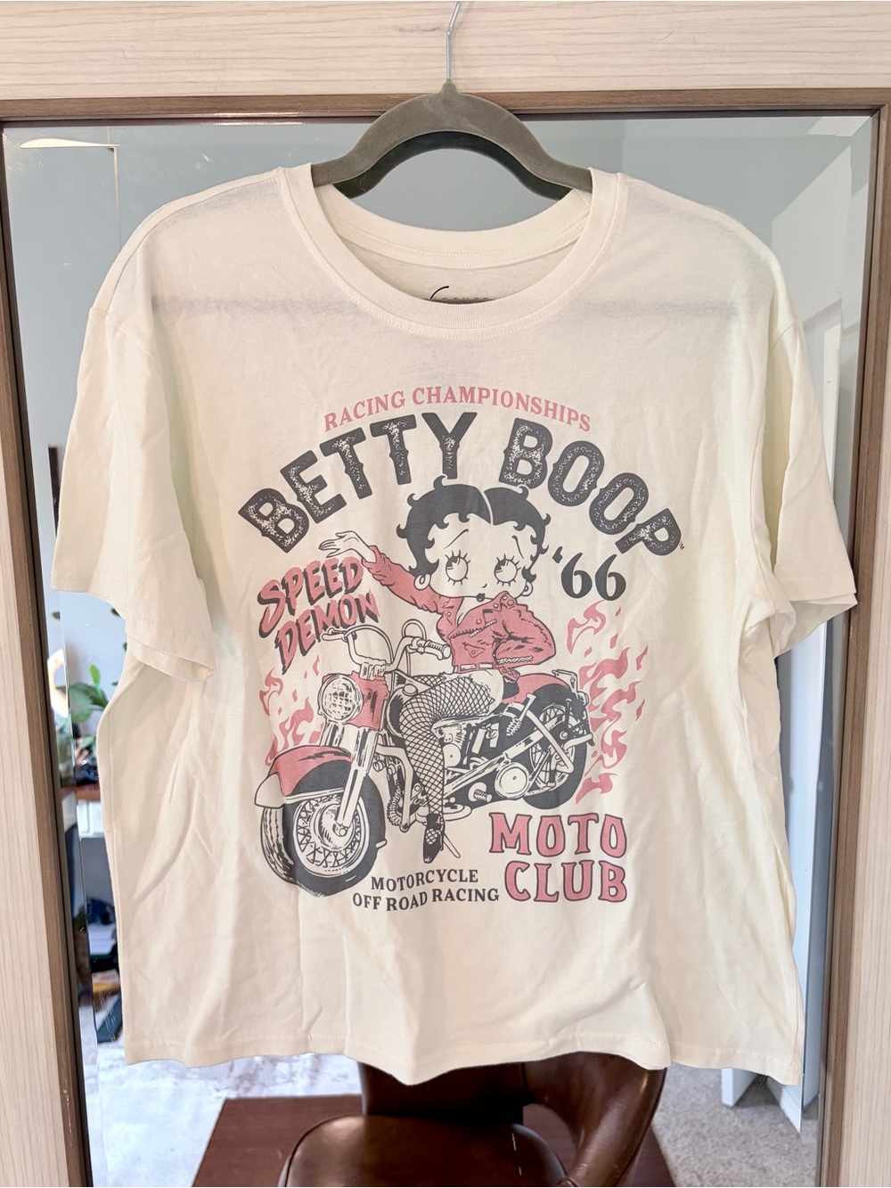 Betty Boop Moto Club graphic tee retro distressed print on Motorcycle size XL